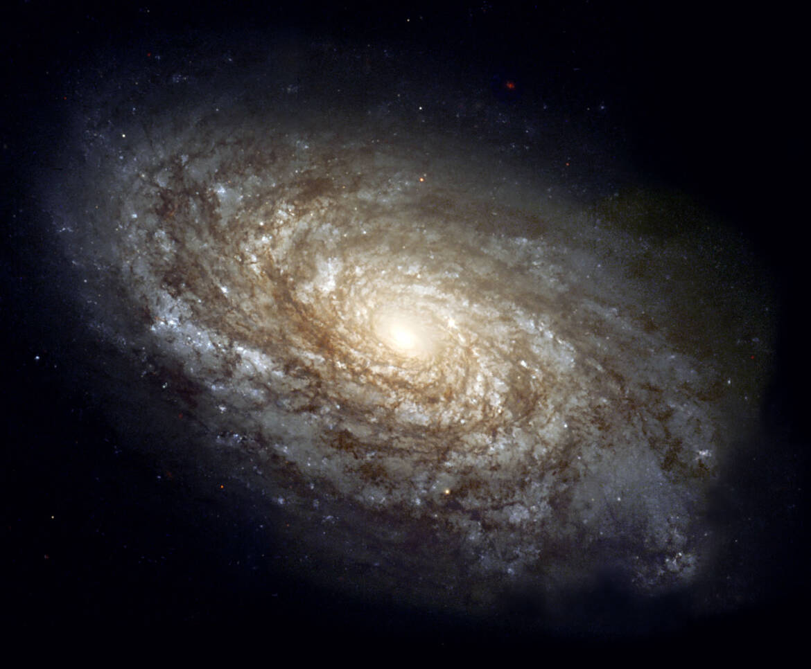 hst_ngc4414.jpg